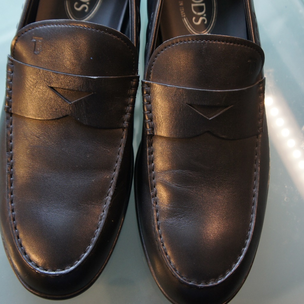 Tod's Men's Black Leather Loafer